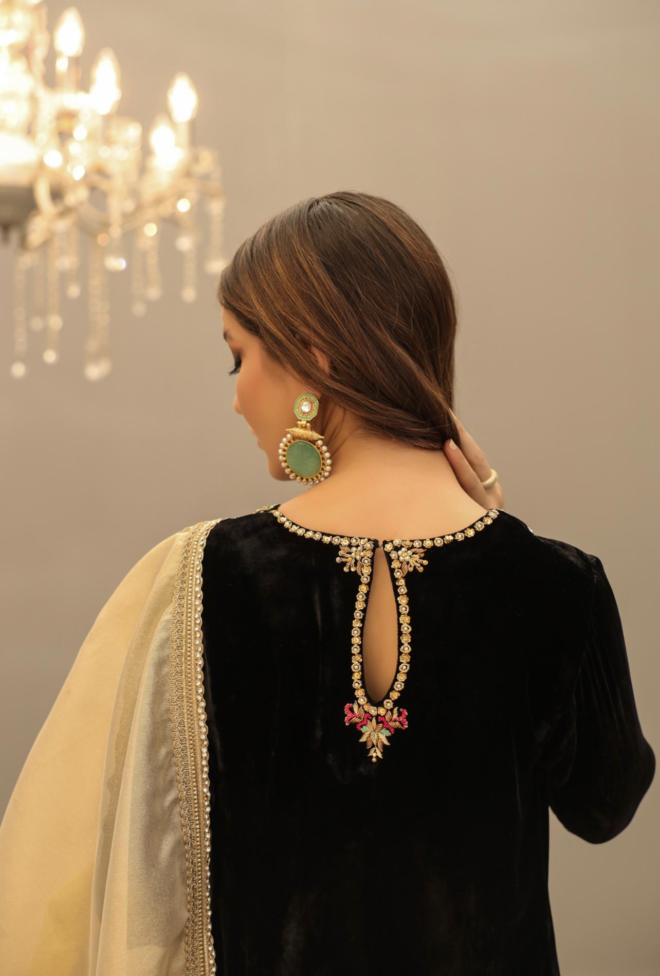 Gul - e - Rana Velvet luxe by Alizay Saad - Alizay Saad